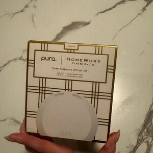 Pura x HomeWorx Smart Fragrance Diffuser - White & Gold